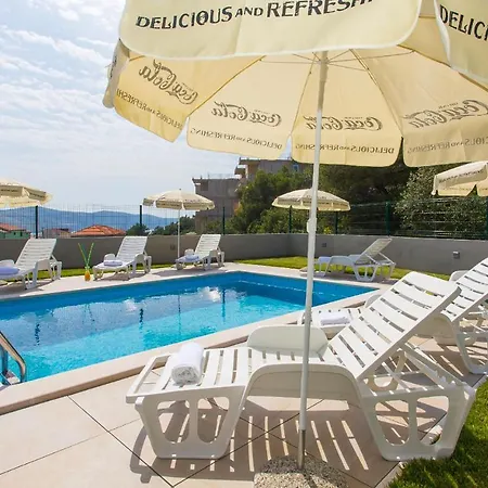 Casa vacanze Front In Donji Seget